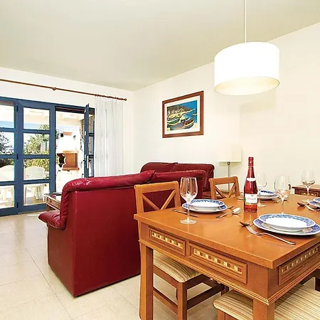 Villa Playa Blanca Sleeps 4 Air Con Wifi *